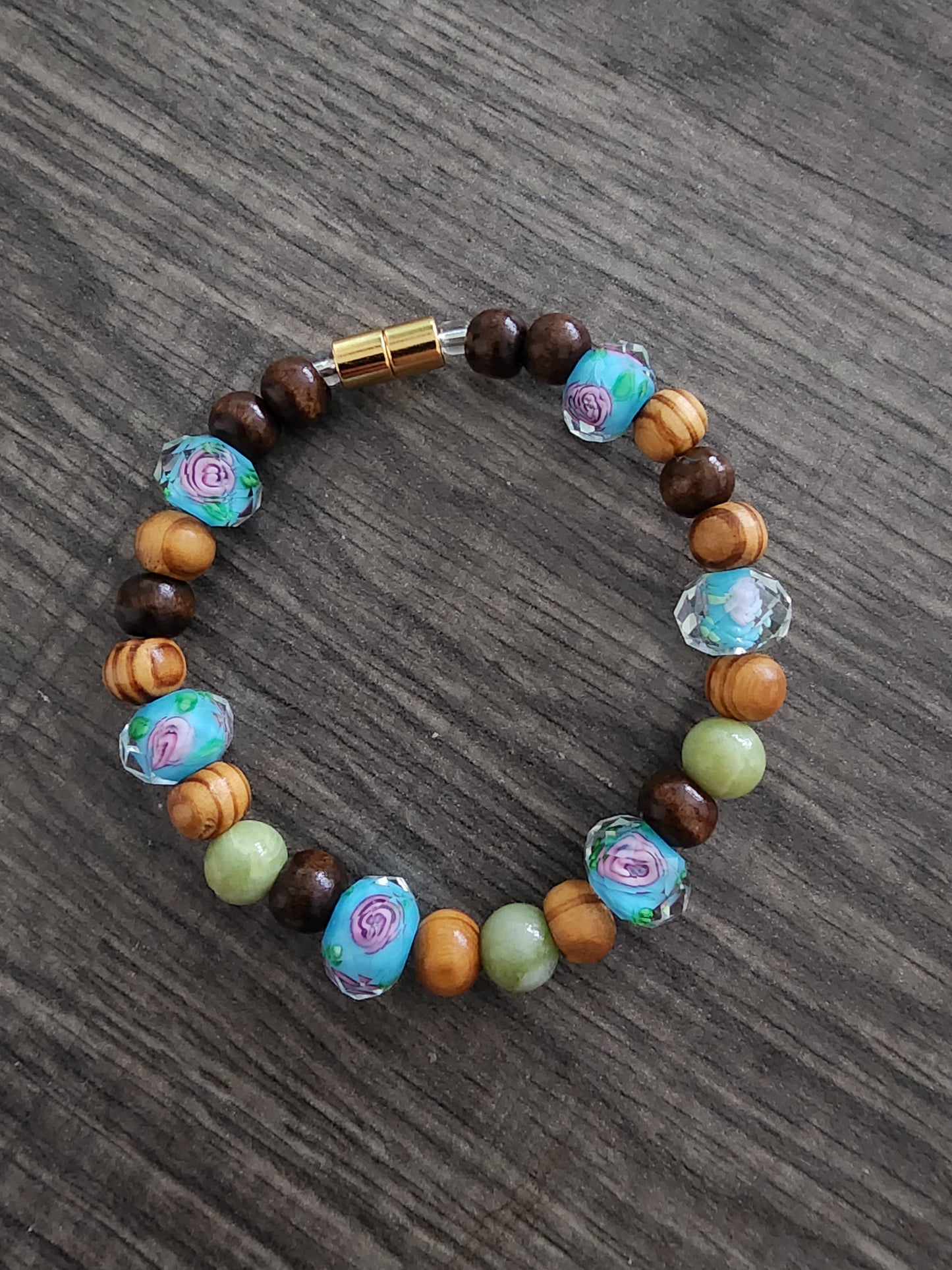 8" Green Jade Rosebud Accented Bracelet